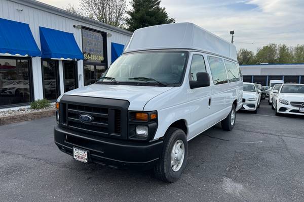 2009 Ford Econoline Cargo E-250