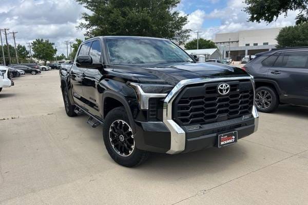 2024 Toyota Tundra SR5  CrewMax