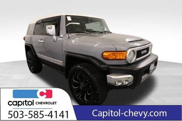 Toyota FJ Cruiser with VIN: JTEBU4BF0EK204665