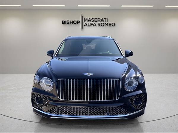 Bentley Bentayga EWB with VIN: SJAHT2ZV8PC017367