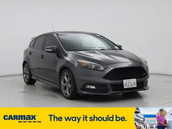 Ford Focus ST with VIN: 1FADP3L96HL260721