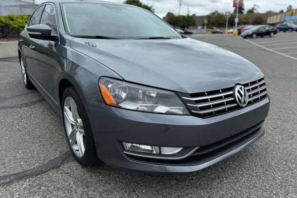 2013 Volkswagen Passat TDI SEL Premium Diesel