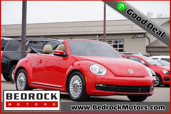 Volkswagen Beetle Convertible with VIN: 3VW517AT1GM801075