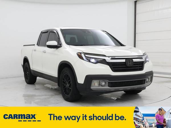 Honda Ridgeline with VIN: 5FPYK3F71JB002871