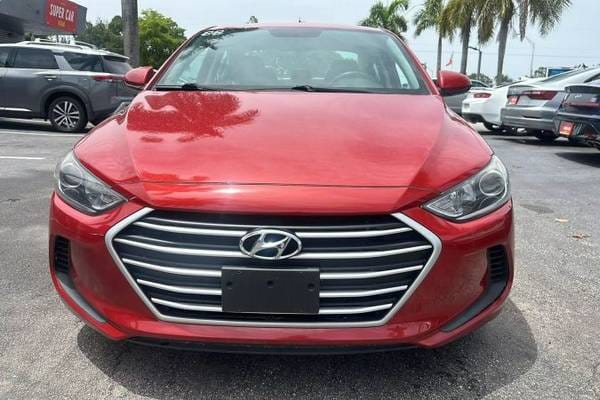 2018 Hyundai Elantra SE