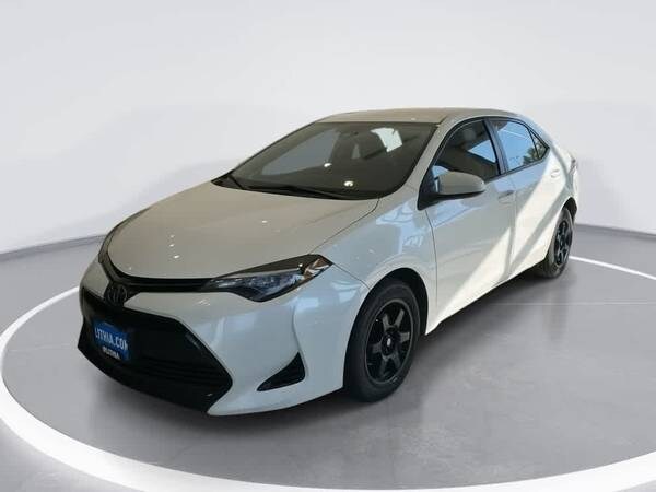 Toyota Corolla with VIN: 5YFBURHE6HP606700