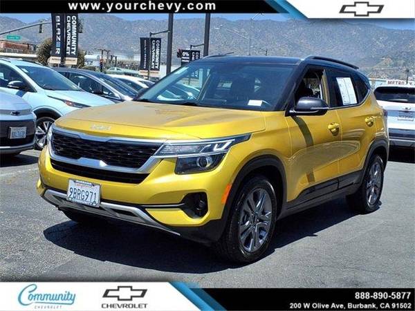 Kia Seltos with VIN: KNDEU2AA2N7342528