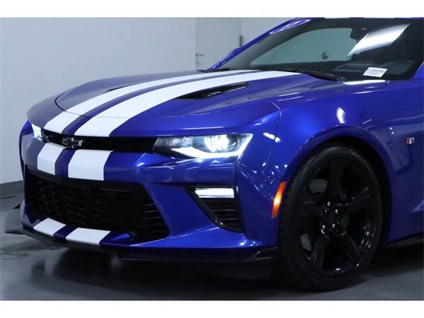 Chevrolet Camaro with VIN: 1G1FH1R78H0139886