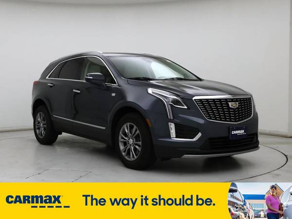 Cadillac XT5 with VIN: 1GYKNDR47MZ113818