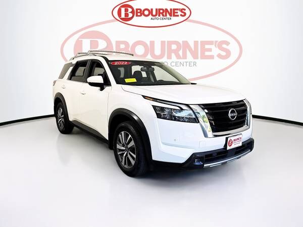 Nissan Pathfinder with VIN: 5N1DR3CC8NC249856