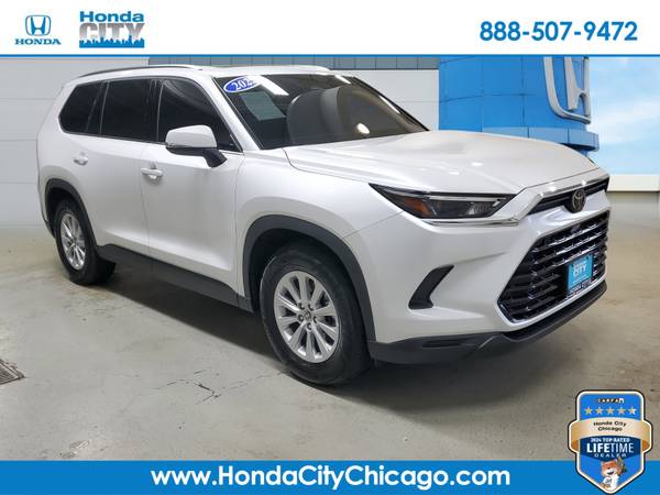 Toyota Grand Highlander with VIN: 5TDAAAB5XSS088832