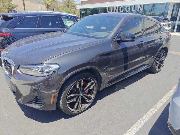 BMW X4 with VIN: 5UX43DT03R9X37163
