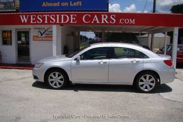 2011 Chrysler 200 Touring