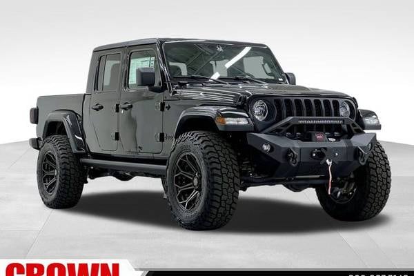 2022 Jeep Gladiator Sport S  Crew Cab