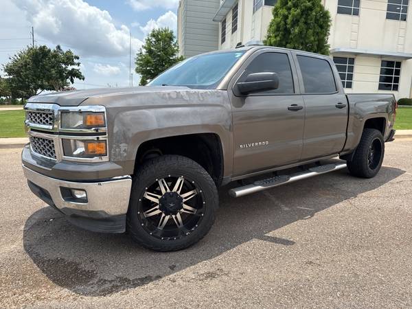 Chevrolet Silverado 1500 with VIN: 3GCPCREC3EG412641