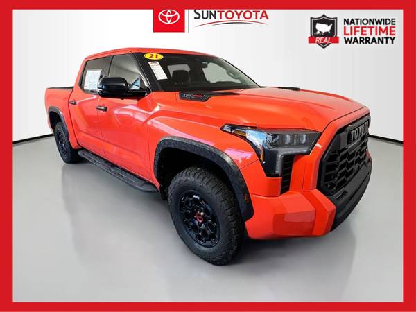 Toyota Tundra with VIN: 5TFPC5DB6NX005717