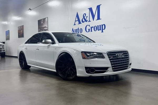 2013 Audi S8 quattro