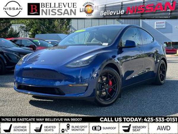 Tesla Model Y with VIN: 7SAYGDEF7PF854808