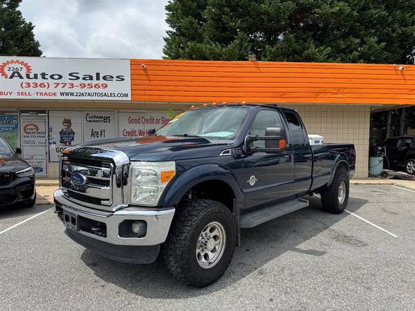 Ford F-250 Super Duty with VIN: 1FT7X2BTXFEA93215
