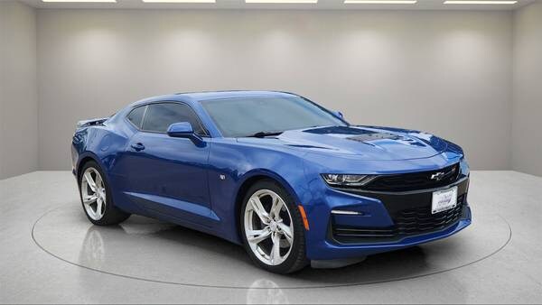 Chevrolet Camaro with VIN: 1G1FH1R74K0121795