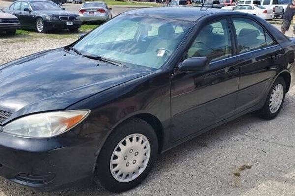 2004 Toyota Camry LE