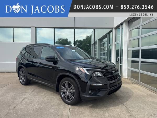 Honda Pilot with VIN: 5FNYF6H34NB070225