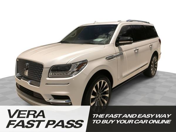 Lincoln Navigator with VIN: 5LMJJ2HT6KEL20272