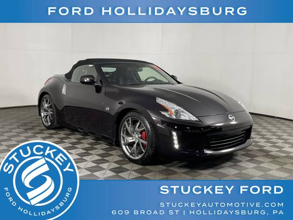 Nissan 370Z with VIN: JN1AZ4FH1HM940331