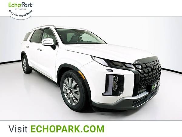 Hyundai Palisade with VIN: KM8R24GE2RU805218
