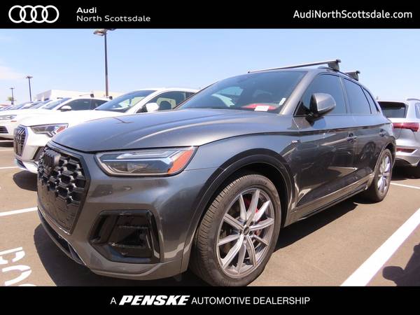 Audi Q5 with VIN: WA1E2AFY7R2117802