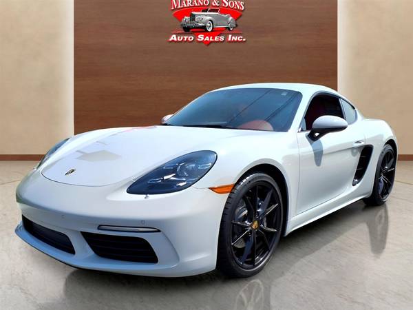 Porsche 718 Cayman with VIN: WP0AA2A83KS261387