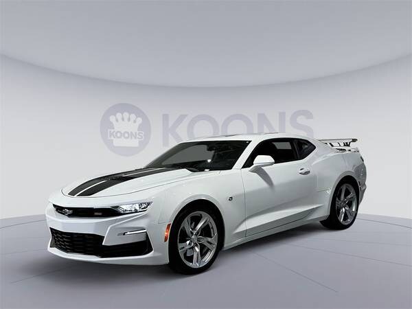 Chevrolet Camaro with VIN: 1G1FF1R72P0115068