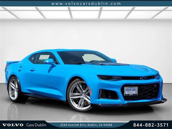 Chevrolet Camaro with VIN: 1G1FJ1R66N0134435