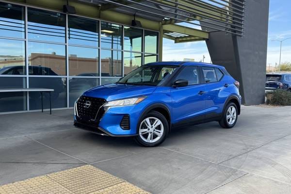 2023 Nissan Kicks S Hatchback