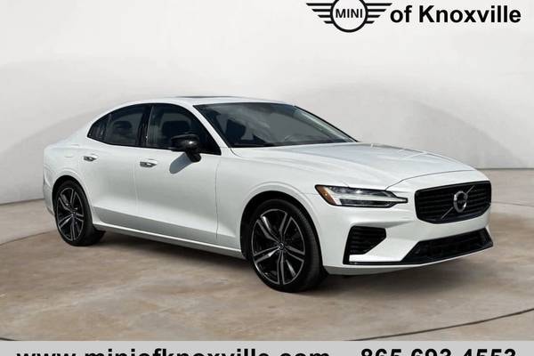 2022 Volvo S60 Recharge Plug-In Hybrid T8 R-Design Expression