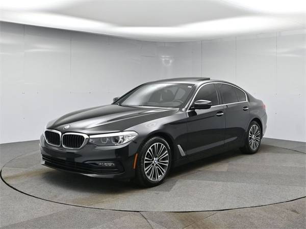 BMW 5 Series with VIN: WBAJE7C58JWC56116