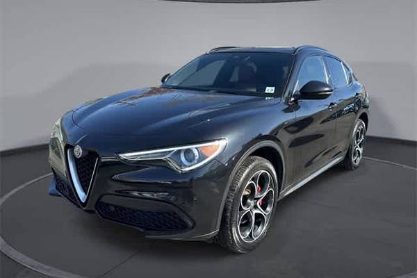 2019 Alfa Romeo Stelvio Ti Sport