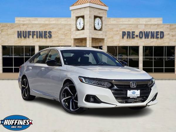 Honda Accord with VIN: 1HGCV1F36NA008404