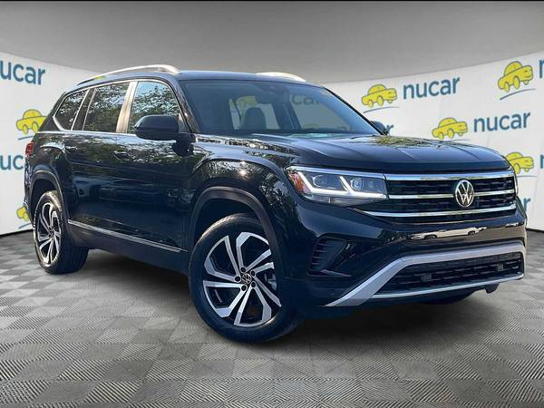 Volkswagen Atlas with VIN: 1V2BR2CA1PC548899