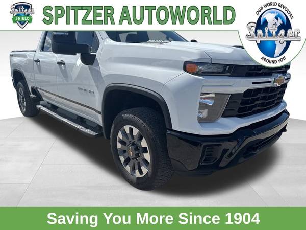 Chevrolet Silverado 2500HD with VIN: 2GC4YME75R1217195