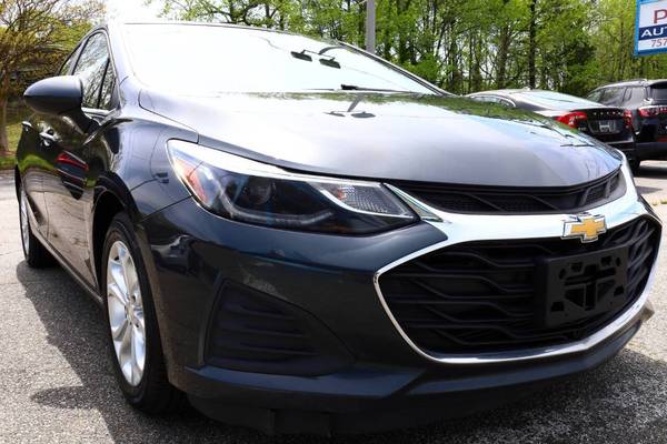 Chevrolet Cruze with VIN: 3G1BE6SM7KS606753