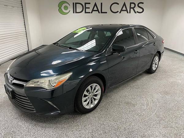 Toyota Camry Hybrid with VIN: 4T1BD1FK6FU144676