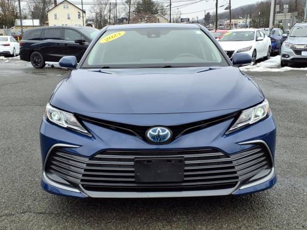 Toyota Camry Hybrid with VIN: 4T1C31AK1PU048339