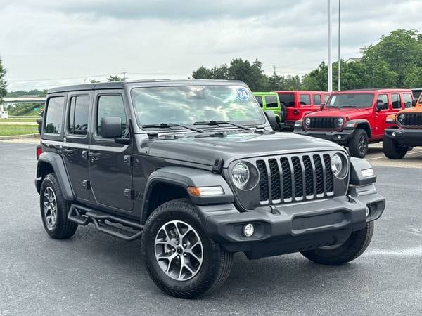 Jeep Wrangler with VIN: 1C4PJXDN7RW102822