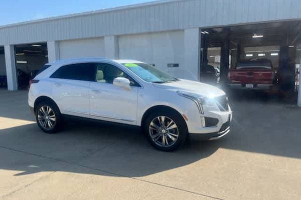 2022 Cadillac XT5 Premium Luxury