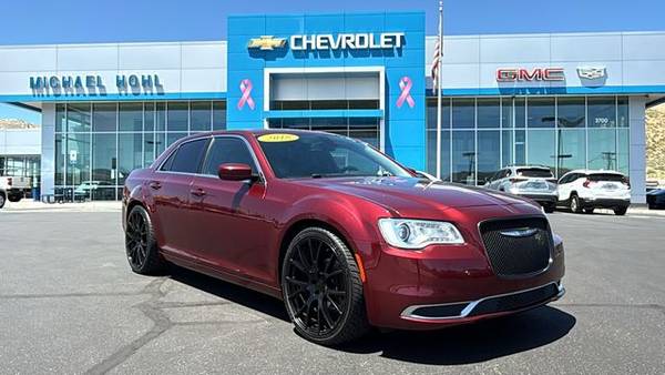 Chrysler 300 with VIN: 2C3CCAAG9JH170350