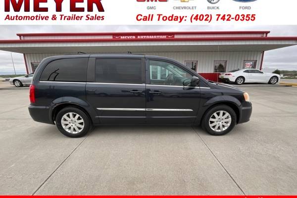 2013 Chrysler Town and Country Touring