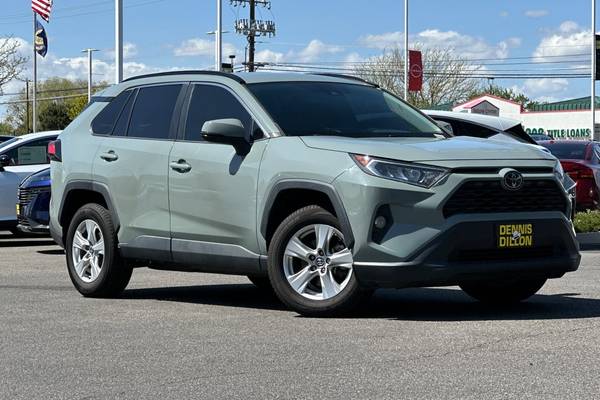 Toyota RAV4 with VIN: 2T3W1RFV0LC044855