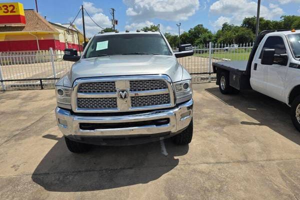 2014 Ram 2500 Laramie  Crew Cab