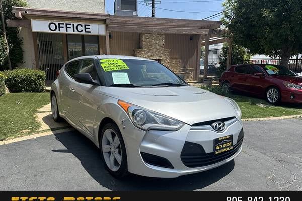 2015 Hyundai Veloster Base Hatchback